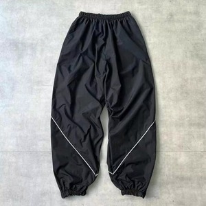 Conjunto de Pantalones y Chaqueta Cortavientos Unisex Personalizado, Oversize, Negro Reflectante, de Algodón y Poliéster, Tejido con Estampado, Teñido, para Primavera - Product Image 2