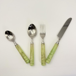 Nouveauté : Ensemble de couverts en acier inoxydable à forte demande avec manche en résine, idéal pour un cadeau de mariage, à prix raisonnable en Inde - Product Image 4