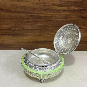 Élégant pot en verre et métal bohème Nirmala Handicrafts avec cuillère, motif nature morte en relief, pour décoration de table et de maison (pour produits secs) - Product Image 2