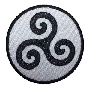Patch brodé personnalisé de haute qualité, à appliquer au fer, avec lettres, pour vestes, chapeaux, sacs et vêtements - Product Image 1