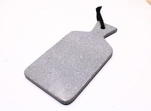 Tabla de cortar compacta de mármol para espacios de cocina pequeños que ofrece un tamaño práctico y un acabado de piedra natural de primera calidad. - Product Image 2