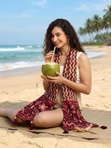 Écharpe en coton pour femmes élégante | Écharpe en coton doux | Écharpe pour femmes | Écharpe de plage à franges imprimée - Product Image 2
