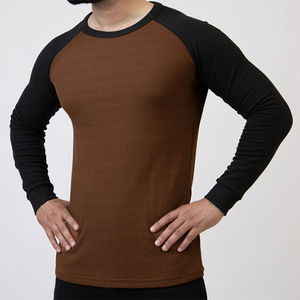 เสื้อยืดแขนยาววินเทจสำหรับผู้ชาย ผ้าฝ้ายนุ่ม ระบายอากาศได้ดี ทรงเข้ารูป สไตล์ลำลอง สตรีทแวร์ แฟชั่น ออกกำลังกาย ใส่ได้ทุกวัน ฤดูใบไม้ร่วง - Product Image 4