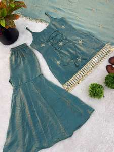 Ensemble Sharara Palazzo en Soie Fendy Premium avec Broderies, Paillettes et Véritables Miroirs – Tenue de Créateur pour Fêtes et Mariages - Product Image 6