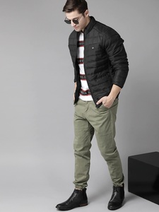 Men's Black <b>Quilted</b> Jacket Stand Collar Zipper Front Windproof Casual Solid Color Slim Fit Polyester <b>Wadding</b> Autumn Wear - Product Image 4
