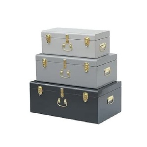 Ensemble de boîtes de rangement rectangulaires en crème avec fermoir doré, design empilable, style minimaliste pour l'organisation des articles divers - Product Image 3