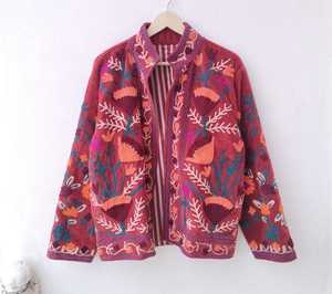Veste en velours rouge brodée de fleurs pour femmes, style bohème, col mandarin, manteaux pour femmes, veste bohème pour femmes, col mandarin, velours rouge - Product Image 4