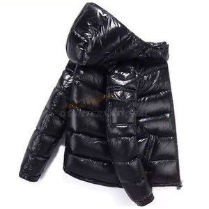 Chaqueta Acolchada Negra Unisex con Capucha, Estilo Casual de Invierno, Corte Regular Ajustado, Cierre de Cremallera, Relleno de Poliéster, Resistente al Viento, con Letras en la Parte Delantera - Product Image 6