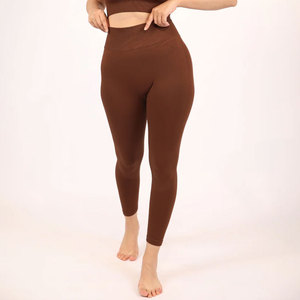 Ensemble de sport tendance, respirant, léger et confortable pour la course et le fitness : Legging taille haute et brassière de sport – Meilleur fournisseur - Product Image 5