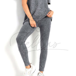 Best Selling Casual Breathable Lightweight Quick Dry High Waist Acid Wash Gym Wear Leggings Women Print Knee Length - Product Image 2