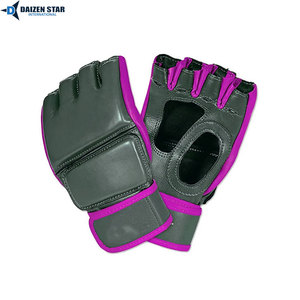 Gants de MMA DAIZEN STAR INTERNATIONAL en cuir avec fermeture auto-agrippante, poignées personnalisées, emballage sur mesure pour adultes en MMA et boxe - Product Image 2