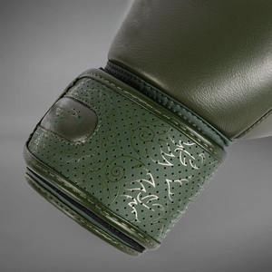 Gants de boxe professionnels vintage en cuir ultrafin pour l'entraînement Sanda MMA, respirants et anti-humidité, tailles personnalisables - Product Image 3