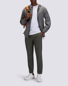 Ventes en gros de vestes coupe-vent pour hommes avec capuche, classiques, entièrement zippées, légères, en nylon et élasthanne, avec logo personnalisé imprimé OEM - Product Image 6
