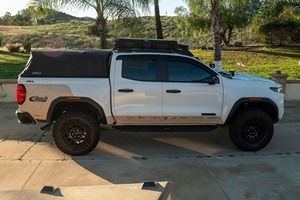 GMC Canyon Elevation 4x4 2023 - Product Image 3
