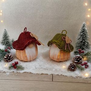 Adornos Navideños de Ratán Tejido de Vietnam: Campana, Estrella, Árbol, Muñeco de Nieve, Casa, Hongo, Hechos a Mano para Decoración Festiva - Product Image 1