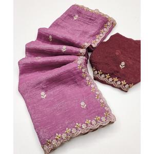 Sari de mariage de créateur avec broderie et perles de moti artisanales - Product Image 2