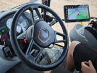 Système de direction automatique pour tracteurs CHCNAV NX612, solution de guidage automatique GPS RTK haute précision pour l'agriculture, fourni par l'usine