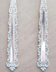 Ensemble de couverts élégants en acier inoxydable avec bords lisses, prise en main confortable et finition argentée de qualité supérieure pour la table à manger - Product Image 6