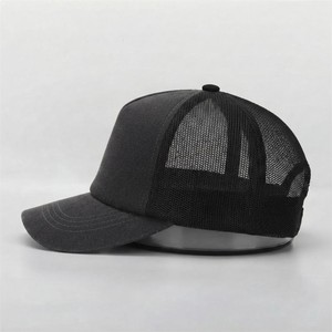 Casquette Trucker Noire en Maille Meyba Sports, 6 Panneaux, Réglable, Logo Brodé sur le Panneau Avant, Style Urbain, Unisexe, Adulte, Décontractée, Printemps - Product Image 5