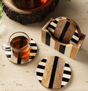 Dessous de verre en bois de manguier et en résine époxy de haute qualité tasses à café à thé tapis et tampons de boisson faits à la main en Inde - Product Image 1