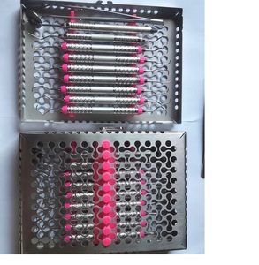 ชุดอุปกรณ์ทำความสะอาดฟัน 10 ชิ้น พร้อมกล่องฆ่าเชื้อ - Product Image 1