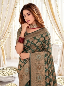 Sari traditionnel vert or en mousseline de soie et organza pour femme, tenue de mariage, longueur au sol, coupe classique, style indien pakistanais, avec paillettes - Product Image 2