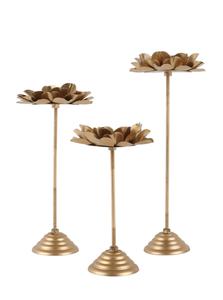 Porte-bougies de luxe en laiton en forme de lotus - Support artisanal doré pour bougies chauffe-plat en forme de fleur de lotus pour la décoration de table de mariage et centre de table domestique. - Product Image 2