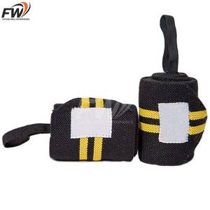 Sangles de poignet de musculation personnalisées avec logo, en néoprène, ajustables et respirantes, pour la gym, le fitness et l'entraînement à domicile, avec logo OEM. - Product Image 1