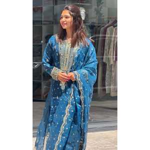 Aarohi Designer Beautiful Blue Organza Silk Top Bottom & Dupatta Set Taille M Heavy Party Wear Femmes - Product Image 3