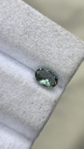 หินตัดรูปไข่รูปวงรี Tanzanite จากธรรมชาติได้รับการรับรองจาก0.55 zoisite ธรรมชาติ - Product Image 4