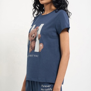 เสื้อยืดลายตุ๊กตาหมีสำหรับผู้หญิง คอกลม แขนสั้น สีน้ำเงินเข้ม ผ้าฝ้าย ผลิตโดยผู้ผลิตเสื้อผ้า - Product Image 2
