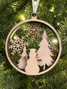 Adorno Navideño de Madera de Diseño Clásico, Redondo, con Forma de Muñeco de Nieve y Copo de Nieve, Decoración Colgante con Corte Láser - Product Image 2