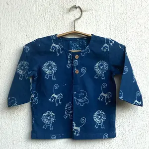 Kurta Infantil de Algodón Índigo con Estampado de Bloques, Estilo Boho, Unisex, Estampado Animal, Top Étnico de Verano, Ligero y Transpirable para Niños Pequeños, Ideal para la Playa - Product Image 1