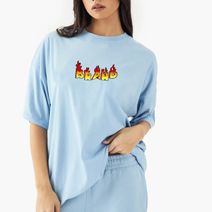 เสื้อยืดผู้หญิงคอลเลคชั่นใหม่ปี 2026 ผ้าฝ้าย 100% 220GSM สวมใส่สบายๆ ในฤดูร้อน ทรงปกติ แขนสั้น คอกลม ตกแต่งด้วยลายปัก - Product Image 1