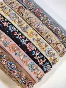 Fournisseur indien de dentelle brodée de nouvelle conception pour robe - Product Image 3