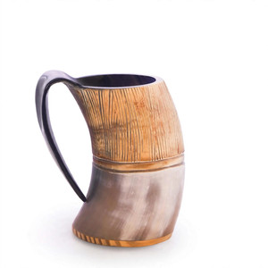 Jarra Rústica de Cuerno Natural con Tallado Detallado de Barco Vikingo, Hecha a Mano, Estilo Antiguo, Decoración para Bar en Casa - Product Image 5
