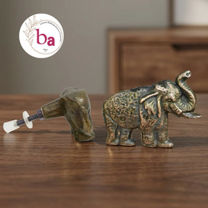 Poignée de meuble en alliage de zinc en forme d'éléphant, design original, moderne, installation facile, écologique, pour salle de bain et salon - Product Image 1