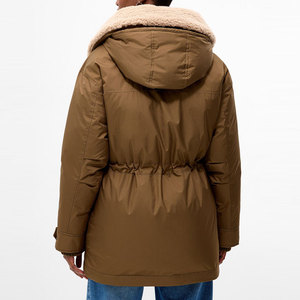 Veste courte matelassée pour femme, design fourrure épaisse, col chaud, poches de haute qualité, veste d'hiver mi-longue - Product Image 6