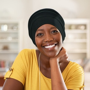 Bonnet d'hiver avec logo personnalisé pour femmes et hommes Bonnets côtelés brodés - Product Image 4