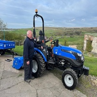 Tracteur agricole Solis Premium 60 CV avec moteur d'origine américaine, engrenage avancé, performances agricoles optimisées, durabilité longue durée, testé