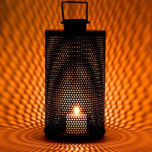 Venta caliente Durable Metal Hierro Diseño de corte por láser Lámpara colgante y linterna Navidad Hogar Balcón decorativo con cinturón - Product Image 4
