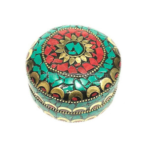 Round Trinket Box with Royal Look Lac Glitter Beaded Box Jewelry Packaging Indian Handicrafts Best Quality Beaded Trinket Box - Product Image 3