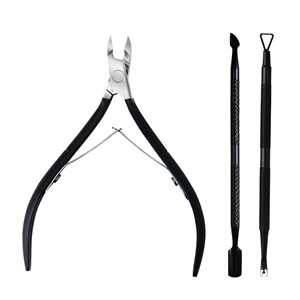 Kit de manucure en acier inoxydable titane noir, pince à cuticules, repousse-cuticules, grattoir à ongles avec emballage personnalisé OEM - Product Image 1