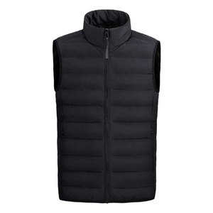 Gilet matelassé personnalisé pour hommes veste sans manches gilet à fermeture éclair hiver chaud gilet en duvet léger résistant à l'eau gilet compressible - Product Image 1