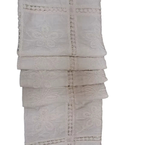 Tissu en coton peigné 100 % léger et respirant, broderie Dori blanche, idéal pour robes et hauts tendance – Vente flash - Product Image 1