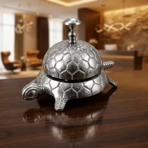 Campana de Servicio Decorativa de Metal con Diseño de Tortuga Plateada, Campana de Mesa con Patrón Intrincado de Concha, Diseño Animal Vintage - Product Image 3