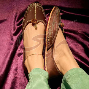 Khussa para Mujer Antideslizante de Alta Calidad Hecho a Medida, Gran Venta, Más Vendido, MOQ Bajo, Venta al Por Mayor - Product Image 3