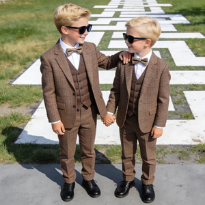Ensemble de costume 3 pièces en tweed marron pour garçons avec blazer, gilet et pantalon – Tenue de mariage et de cérémonie pour enfants - Product Image 1