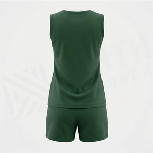 Ensemble débardeur sans manches et short vert pour femme avec imprimé géométrique, tenue sportive deux pièces, coupe régulière, col rond, au-dessus du genou - Product Image 2