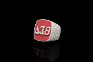 Ice Legacy Tendance Montre Bague de Luxe Unisexe en Moissanite Plaqué Argent à Sertissage à Griffes, Style Designer, pour Fiançailles, Mariage et Anniversaire - Product Image 1